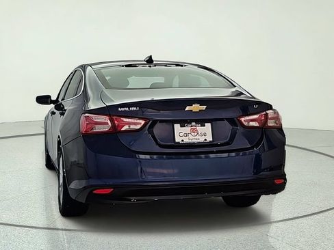 Used 2019 Chevrolet Malibu LT FWD image 4