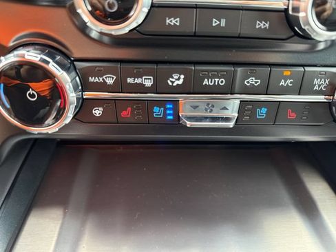 New 2026 Ford F350 Platinum w/ FX4 Off-Road Package AWD/4WD image 31