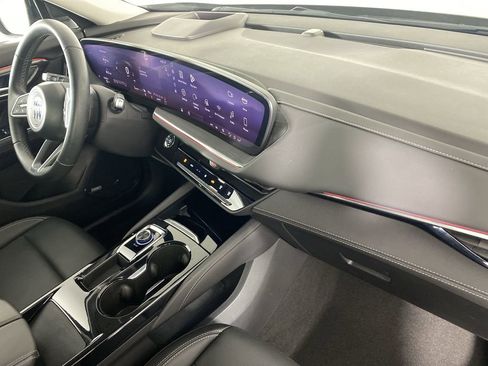 Certified 2025 Buick Envision Preferred image 29