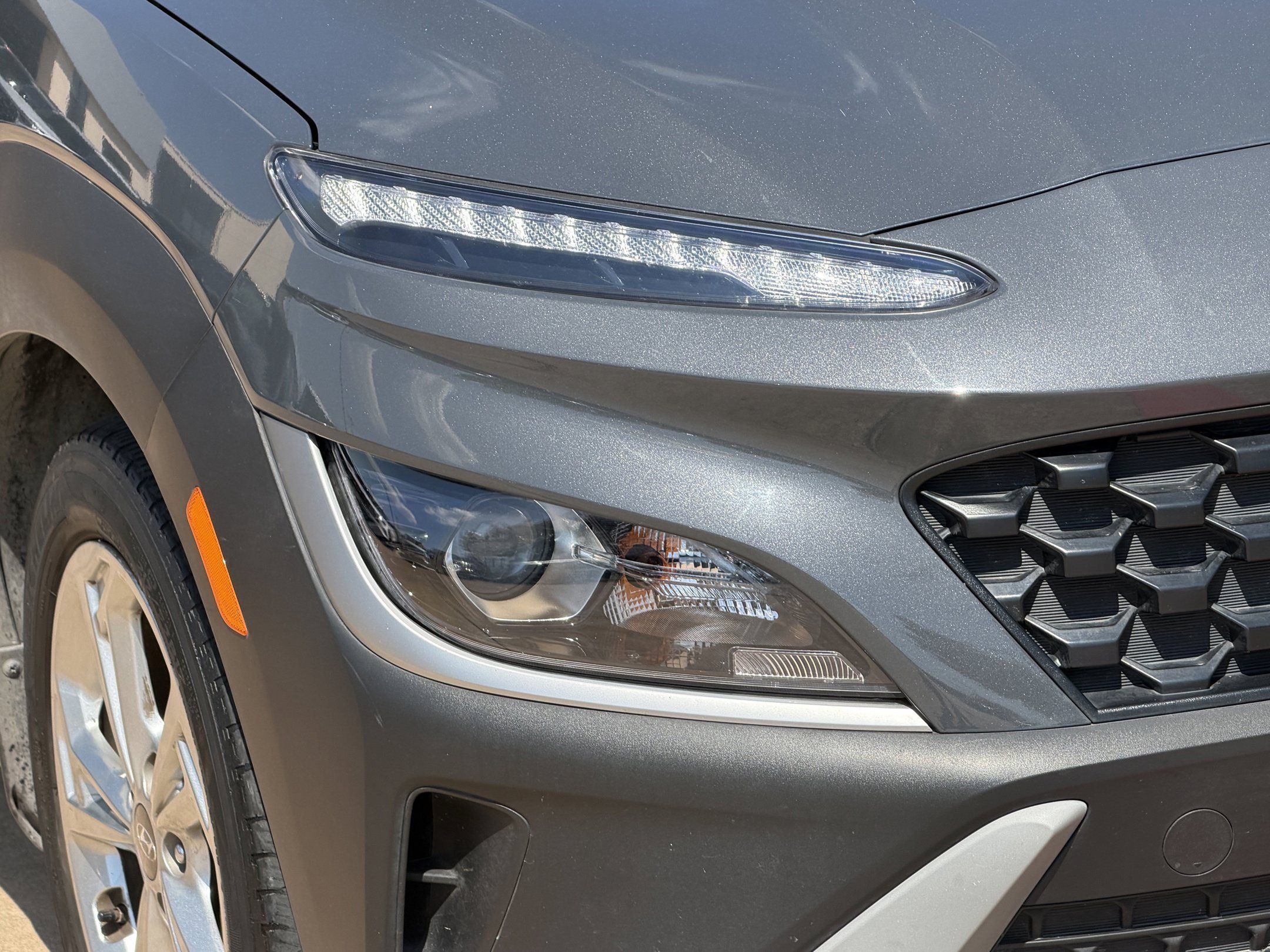 Used 2023 Hyundai Kona SEL AWD/4WD image 9