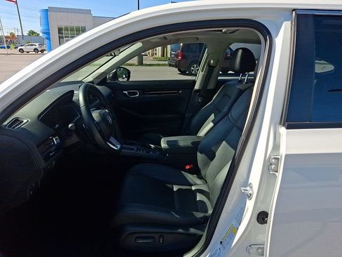 Used 2023 Honda Civic Touring image 15