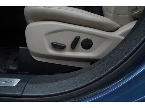 Used 2019 Ford Explorer Limited w/ Ford Safe & Smart Package image 19