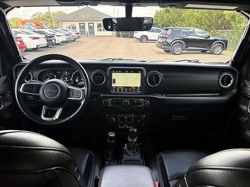 Used 2021 Jeep Wrangler Unlimited Sahara AWD/4WD image 35