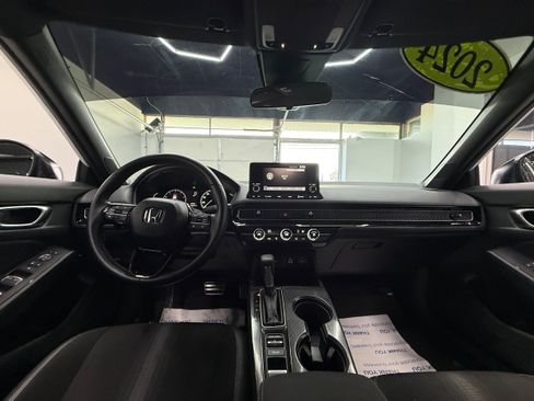 Used 2024 Honda Civic Sport image 12