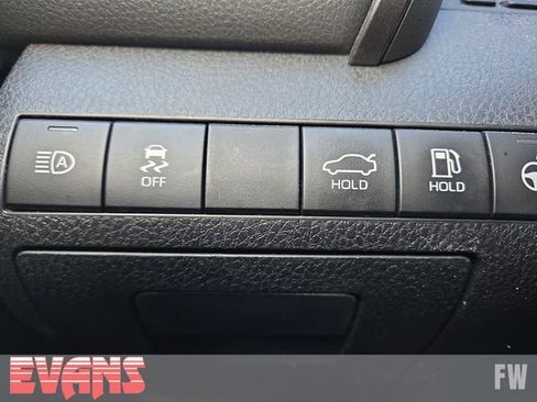 Used 2020 Toyota Camry XSE image 16