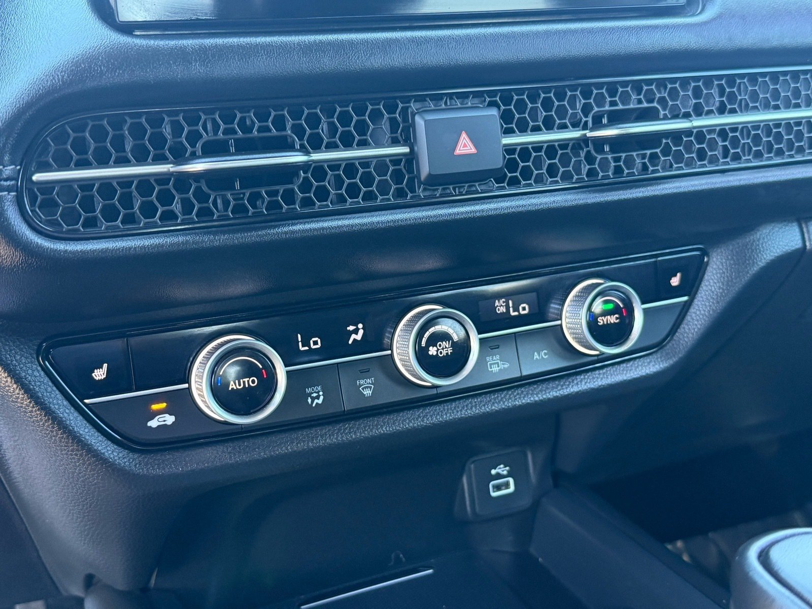 Used 2025 Honda HR-V EX-L image 23