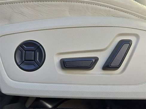 Used 2023 Audi A6 3.0T Premium image 29