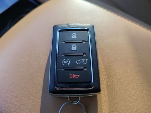 Used 2022 Jeep Grand Cherokee Summit image 30