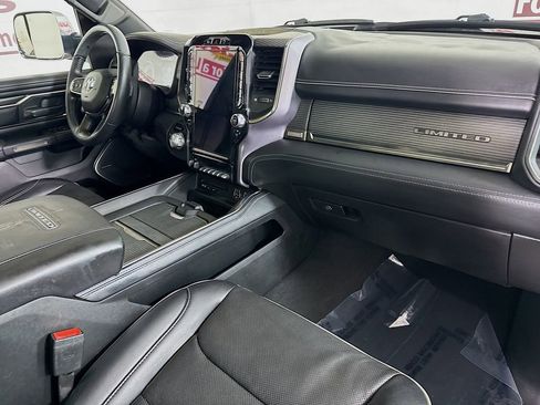 Used 2019 RAM 1500 Limited AWD/4WD image 37