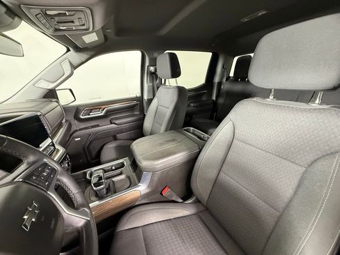 Used 2023 Chevrolet Silverado 1500 RST w/ Convenience Package II AWD/4WD image 26