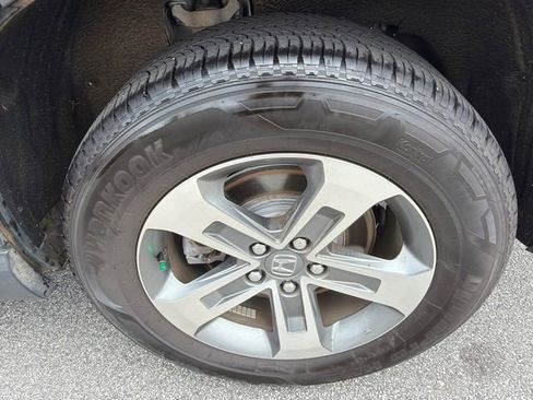 Used 2025 Honda Pilot EX-L image 20