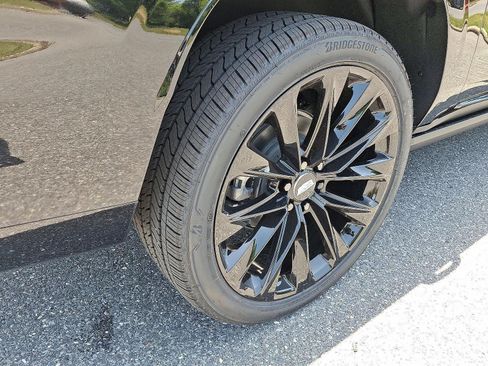 New 2026 Cadillac Escalade ESV Platinum Sport AWD/4WD image 12