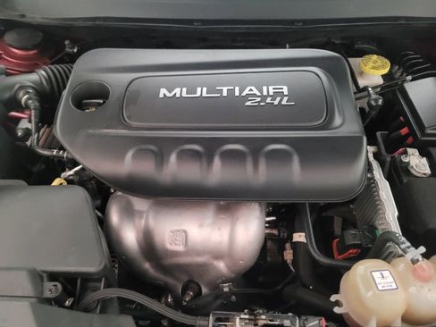 Used 2019 Jeep Cherokee Latitude w/ Popular Appearance Group FWD image 30