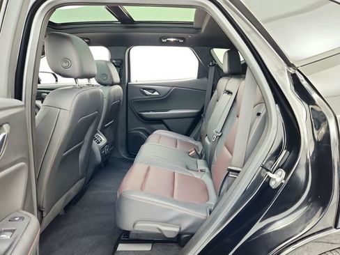Used 2023 Chevrolet Blazer RS w/ Enhanced Convenience Package image 32
