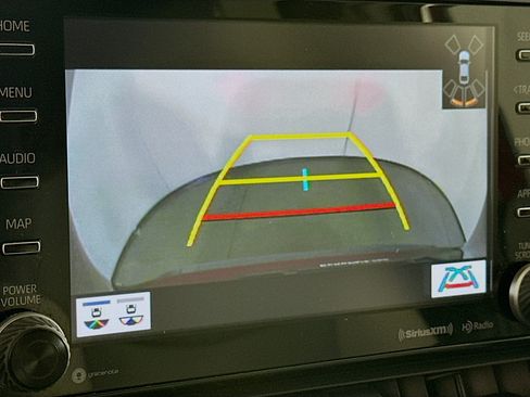 Used 2019 Toyota RAV4 Limited FWD image 23