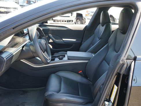 Used 2022 Tesla Model S Plaid AWD/4WD image 11