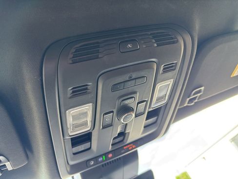Used 2023 GMC Yukon Denali Ultimate w/ LPO, Floor Liner Package AWD/4WD image 28