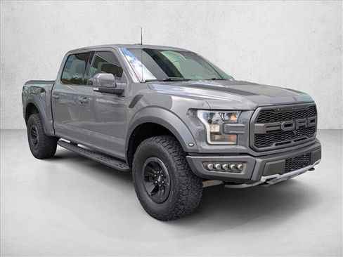Used 2018 Ford F150 Raptor w/ Equipment Group 802A Luxury image 3