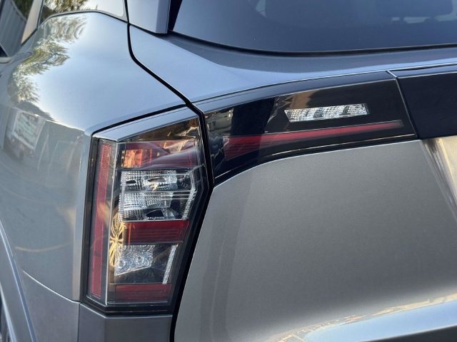 Used 2025 Nissan Kicks SV FWD image 15