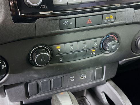 Used 2024 Nissan Frontier S image 22