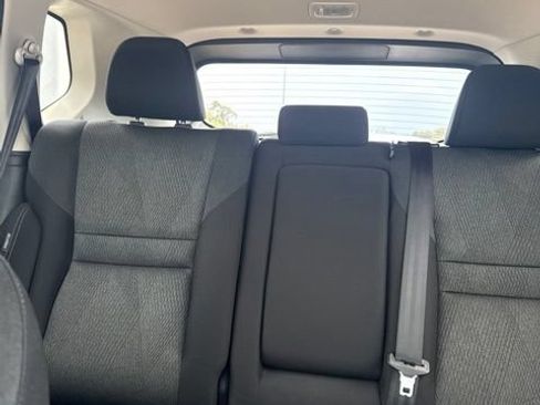 Used 2025 Nissan Rogue SV FWD image 23