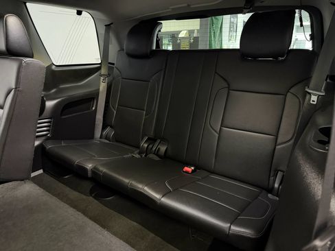 Used 2018 Chevrolet Tahoe LT w/ Luxury Package RWD image 20