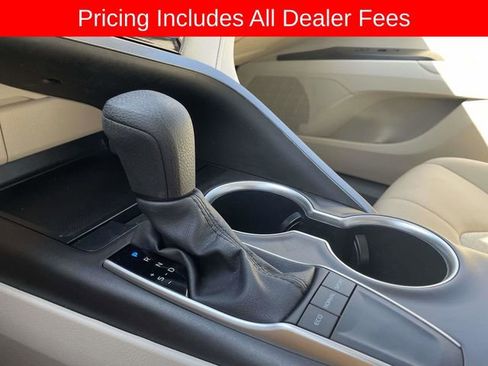 Used 2024 Toyota Camry LE w/ Convenience Package FWD image 34