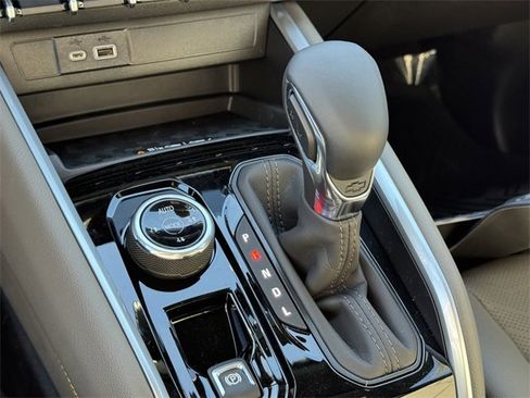 New 2026 Chevrolet Colorado ZR2 w/ ZR2 Bison Edition image 18