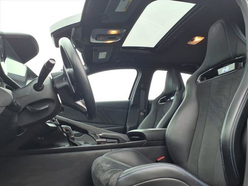 Used 2022 Hyundai Elantra N w/ Preferred Accessory Package image 28