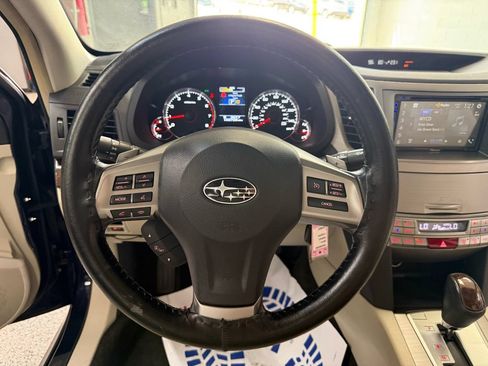 Used 2014 Subaru Legacy 2.5i Limited w/ Moonroof Package AWD/4WD image 23