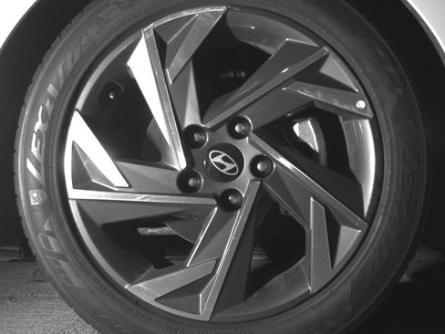 Used 2025 Hyundai Elantra SEL image 13