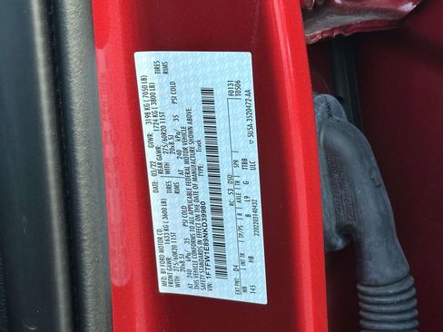 Used 2022 Ford F150 Lariat w/ Equipment Group 502A High image 10