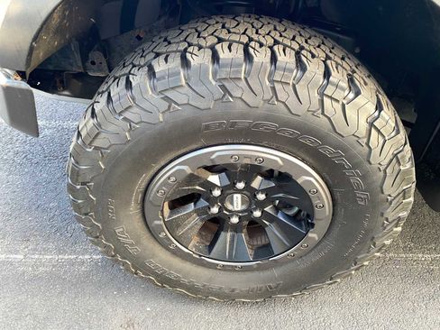 Used 2017 Ford F150 Raptor w/ Equipment Group 802A Luxury image 30