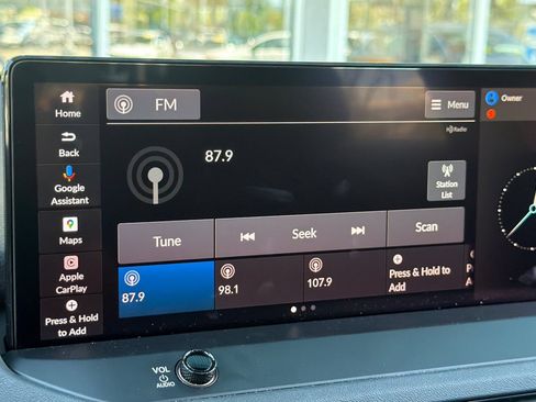 Used 2025 Honda Accord Touring image 17