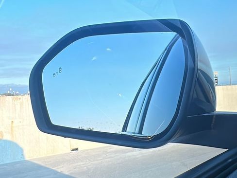 Used 2024 Ford Explorer Limited w/ Equipment Group 301A image 19