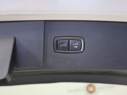 Used 2020 Porsche Cayenne S AWD/4WD image 34