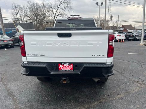 Used 2022 Chevrolet Silverado 2500 Custom w/ Custom Convenience Package image 7