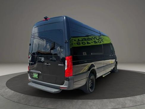 Used 2022 Mercedes-Benz Sprinter 3500 image 5