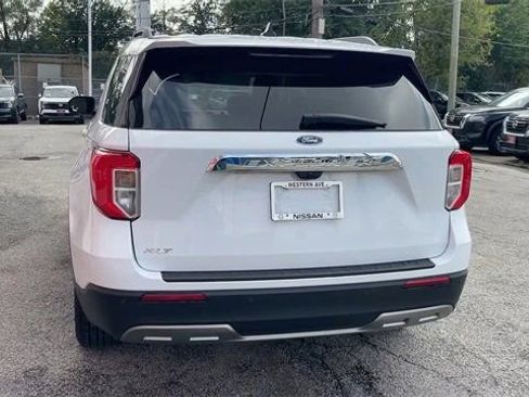 Used 2024 Ford Explorer XLT w/ Equipment Group 202A image 25