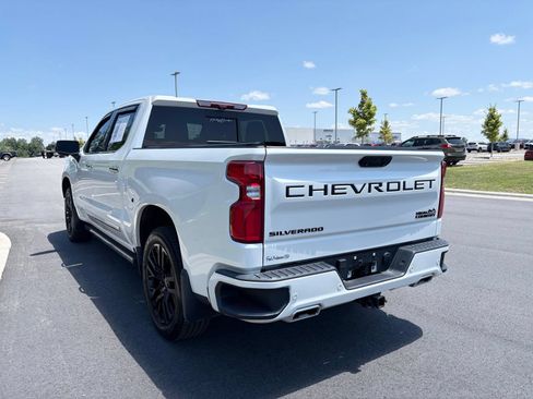 Used 2023 Chevrolet Silverado 1500 High Country w/ High Country Premium Package AWD/4WD image 6