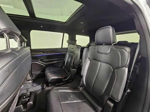 Used 2023 Jeep Grand Cherokee L Overland image 20
