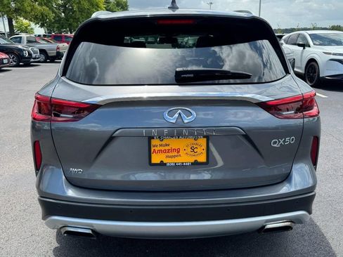 Used 2019 INFINITI QX50 Essential w/ Premium Heat Package AWD/4WD image 4