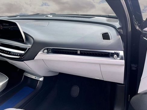 Certified 2023 Cadillac Lyriq 2WD image 26