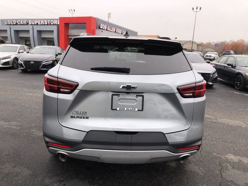 Used 2024 Chevrolet Blazer LT w/ Convenience Package image 11