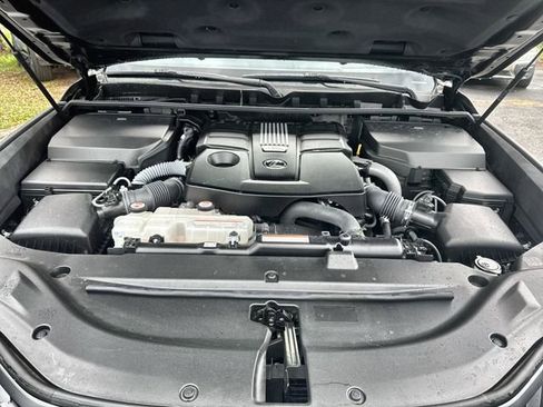 Used 2024 Lexus LX 600 600 Premium w/ Appearance Package image 35