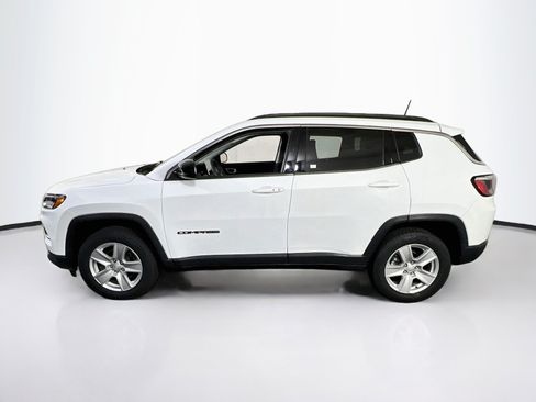 Used 2022 Jeep Compass Latitude AWD/4WD image 8