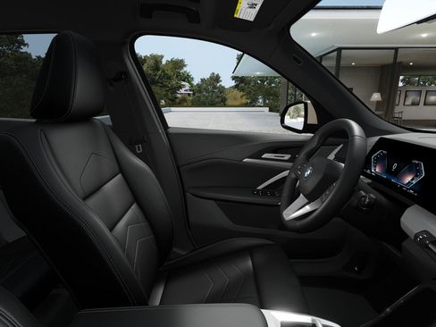New 2026 BMW X1 xDrive28i AWD/4WD image 9