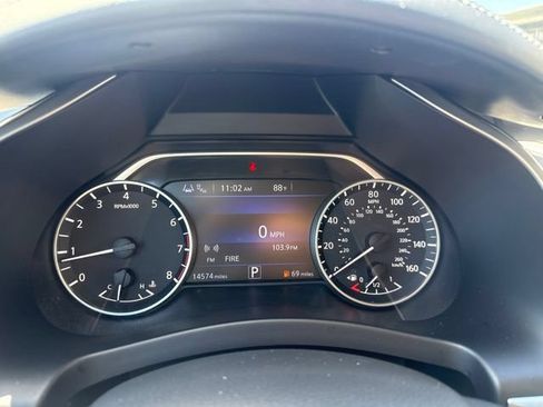 Used 2024 Nissan Murano SV w/ SV Midnight Edition Package FWD image 13