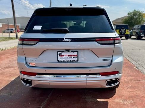 New 2025 Jeep Grand Cherokee Overland w/ Adv Protech Group III AWD/4WD image 6