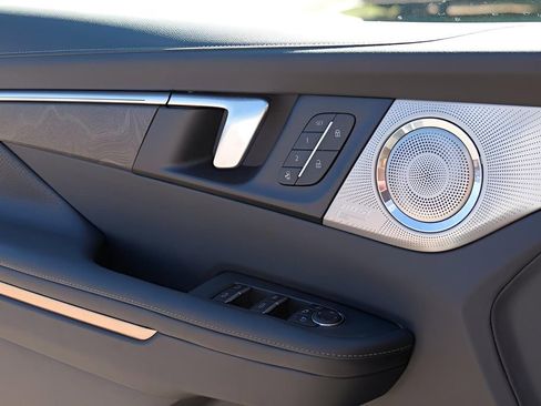 New 2026 Buick Enclave Avenir w/ Super Cruise Package image 14